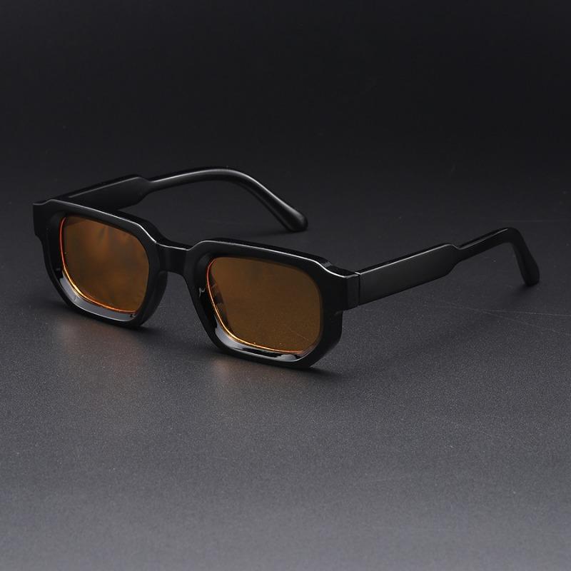 Latest Women's Minimally Personalized Small Frame Square Sunglasses Stylish Men Women Street Photography UV Resistant Sun Eyeglasses