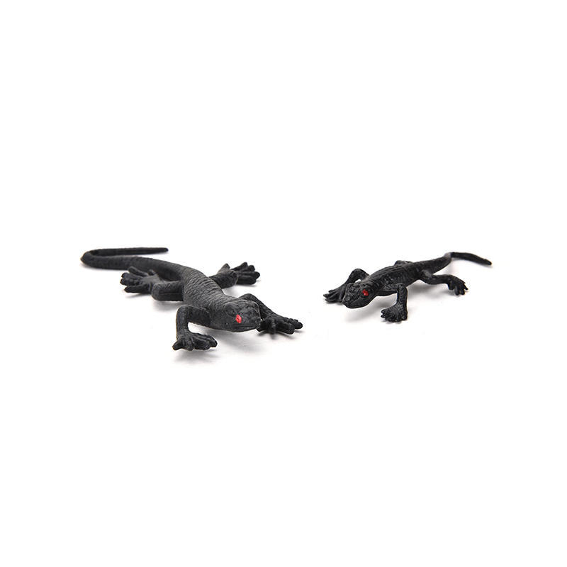 2Pcs Joke Fake House Lizard Funny Prank Novelty Life Like Fake Plastic Toy Trick