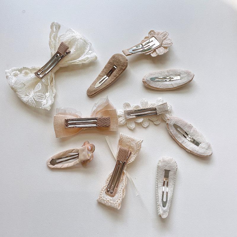 2pcs Fabric Embroidery Hairpin Korean Version of Children's Girls Bangs Broken Hair Headwear Girls Kids Hair Accessories