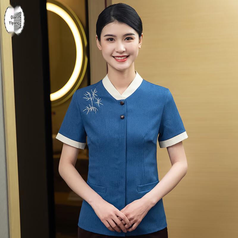 

Профессиональная униформа для уборки и ведения хозяйства L