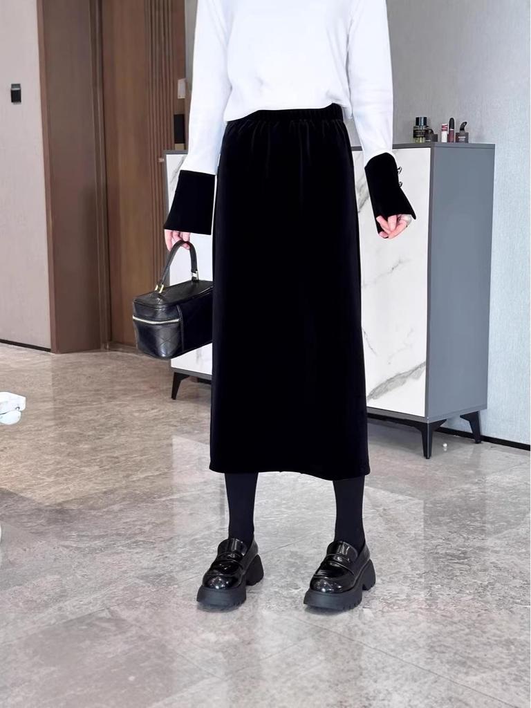 Women's Black Gold Velvet High Waist Slit Skirt - Elegant Mid-Length Tube for Spring/Autumn 2026