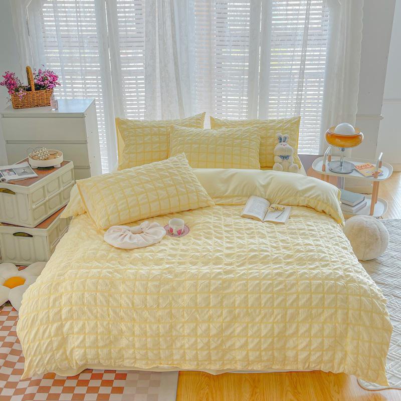 Girls' Heart Bubble Gauze Winter Dorm Bedding - Four-Piece Set
