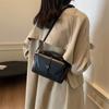 Retro small bag, new women's bag, popular fashion messenger bag, commuter handbag for work, small square bag.