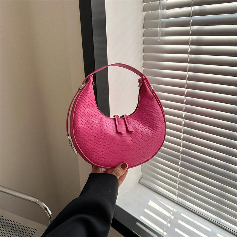 

Stylish Urban Handbag With Soft Texture And Spacious Interior For Daily Use рожевий