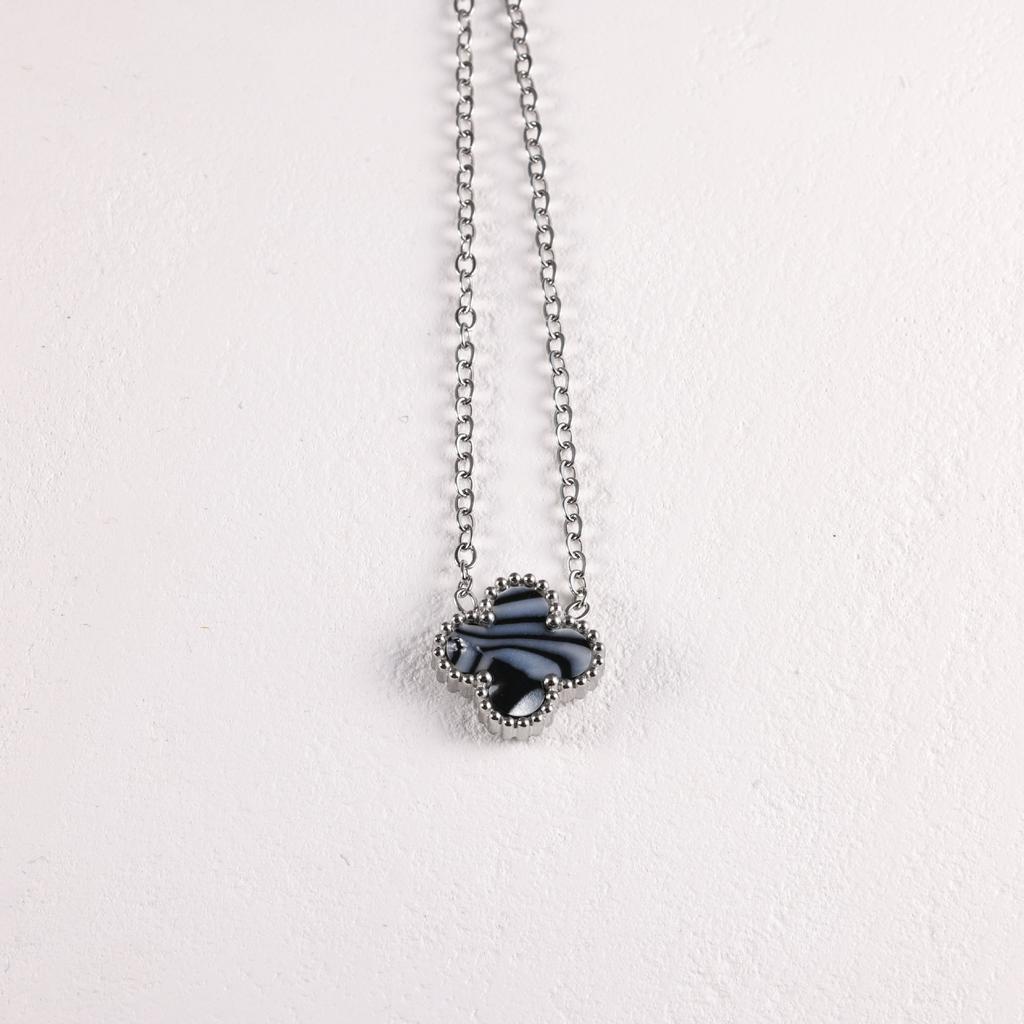 Kleeblatt-Halskette mit hochwertigem Temperament, Schlüsselbeinkette, Halskette