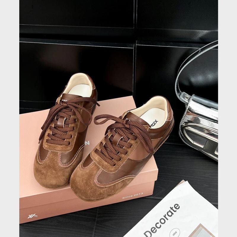 

[Lan Cabinet] Inner height increase 5cm German training shoes women s early autumn 2025 new casual versatile sports single shoes Forrest Gump shoes 35 коричневый