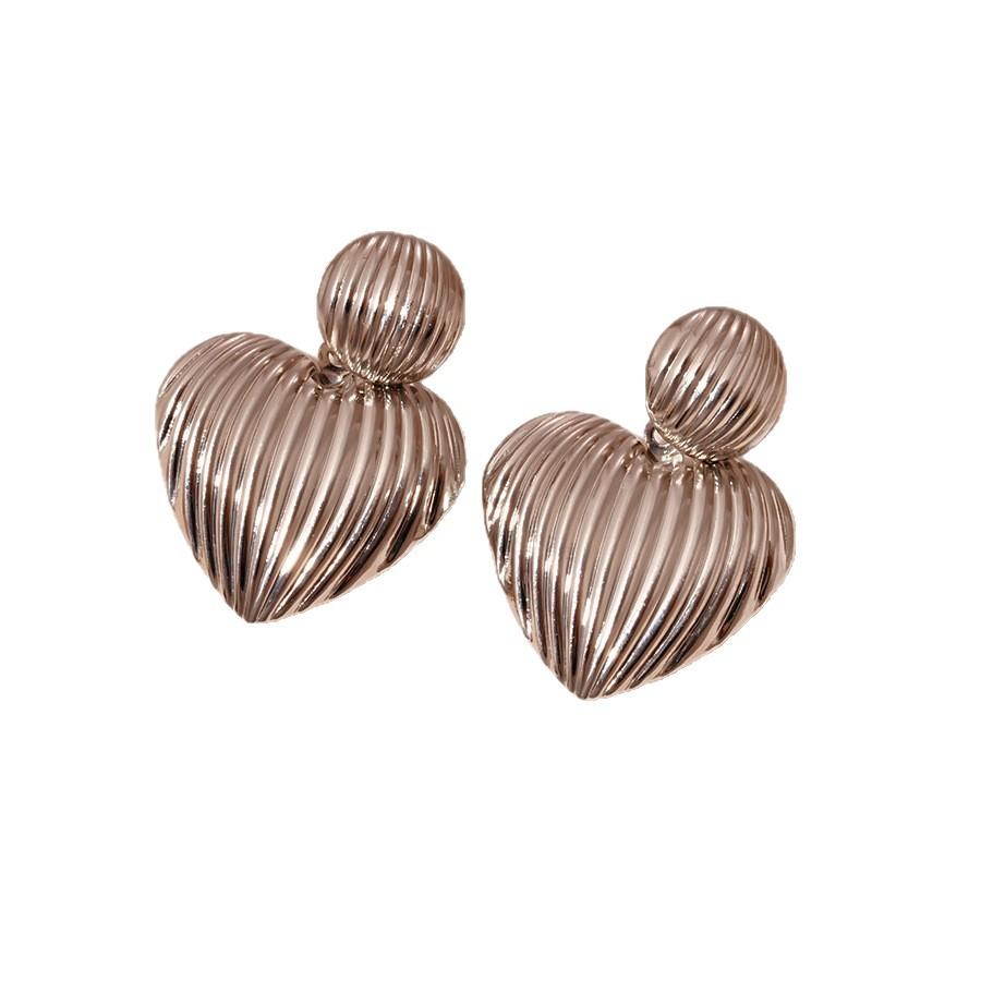Round love pattern stud earrings, simple trend cold wind earrings, European and American high-end earrings