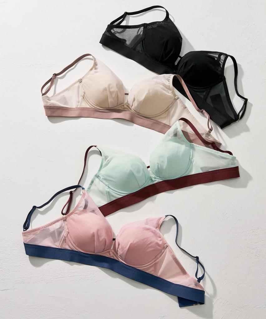 Wacoal Wireless Bra Care Protects your bust from maintains a rounded and creates a clean Fits up to G Plus BXB114 BE F75 [Gravity Bra] gravity, bust,