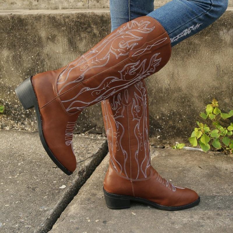 Western cowboy boots, women's high-end embroidery, grassland travel, thick heel, height increasing knight boots