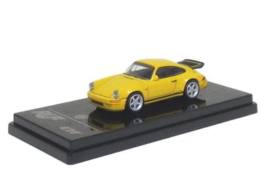 PARAGON Skala PARA64 RUF CTR Yellow Bird 1987 Żółty RHD 1/64