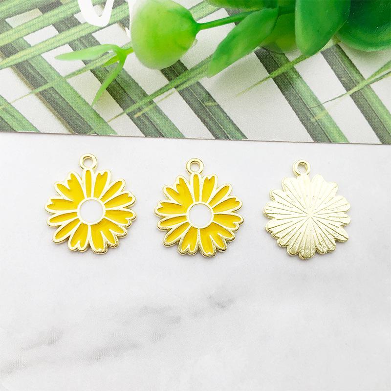 Alloy Flower Petal Jewelry Accessories: DIY Earrings, Phone Chain, Oil Drip Pendant