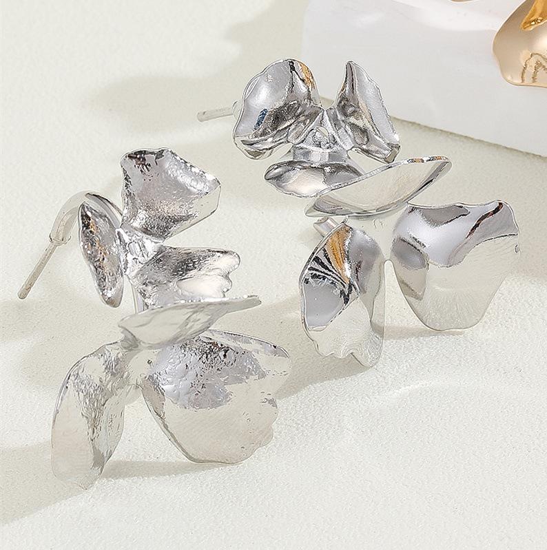 European and American Jewelry, Golden Flower Earrings, Unique Design Temperament, Beautiful Earrings, Women's High-end Light Luxury Earrings