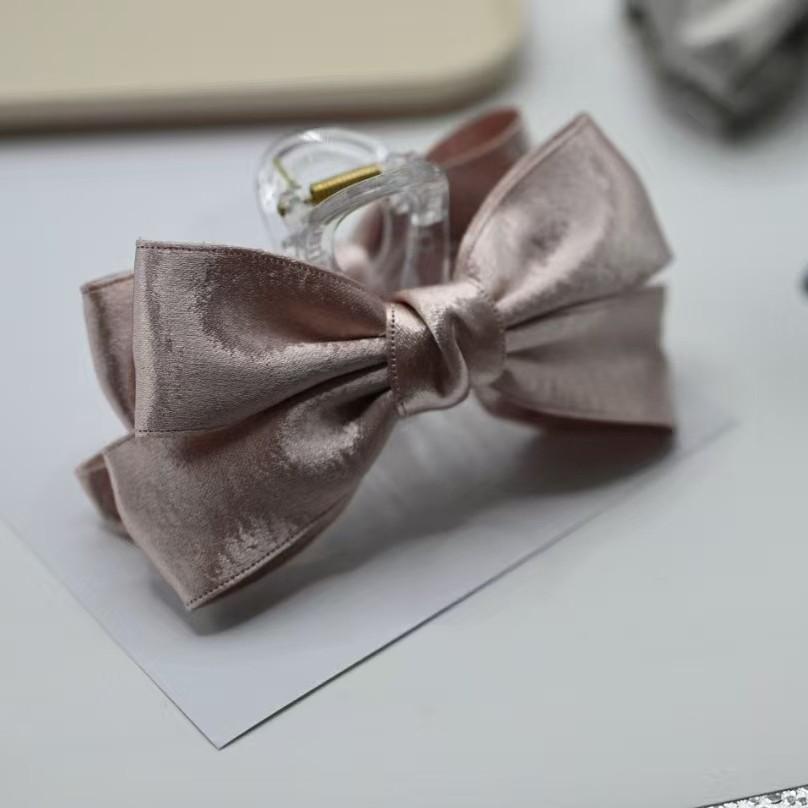 Hot-Selling Large Bow Hair Clip: Versatile High-Grade Shark Bun Accessory
