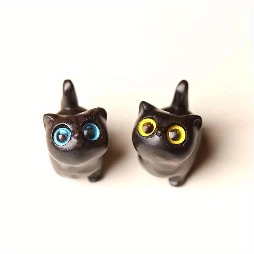 Green Sandalwood Curious Slanted Head Cat Animal Ornament Mini Cute Wooden Lucky Cat Home New Year 2025 Decoration Funny Gifts