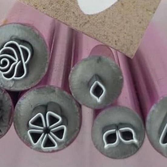 6Pcs Nail Art Stamp Pen Set Easy To Use DIY Gel Nail Pens for Beautiful Flower Patterns Nail Stamping Polish Printer Kit for Manicure