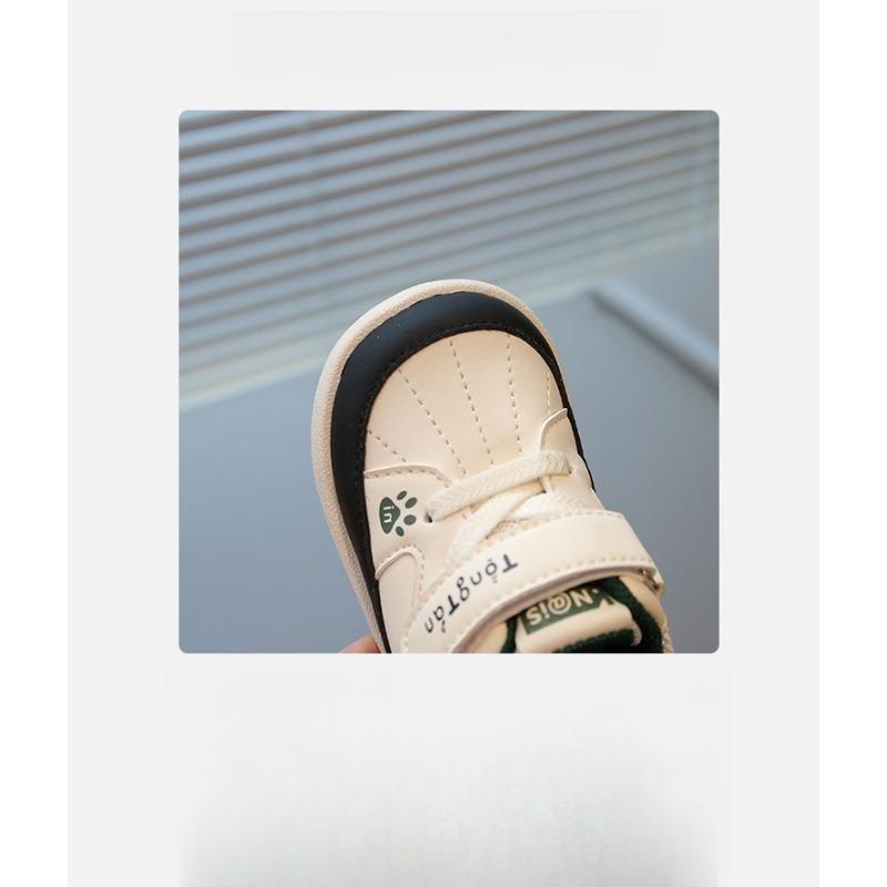 Popolari nuove scarpe traspiranti per bambini scarpe per neonati e bambini piccoli antiscivolo cartone animato supporto medio scarpe sportive moda