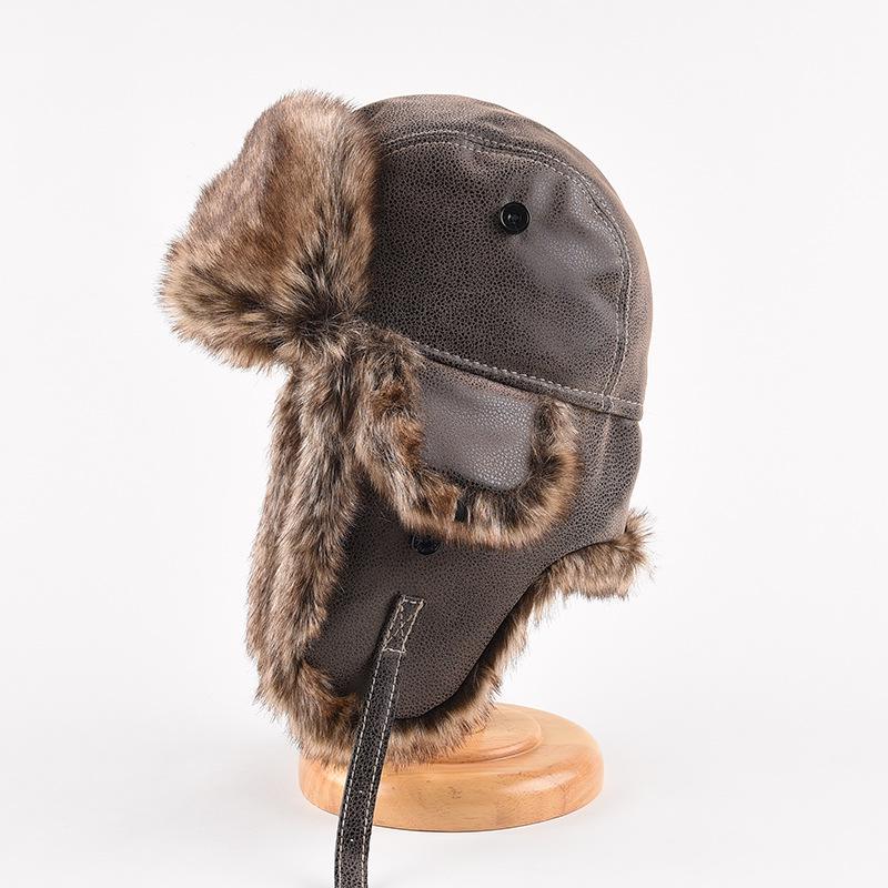 Men's Winter Leather Lei Feng Hat with Thick Plush, Ear Protection, and Big Head Fit for Cold Weather Cycling.