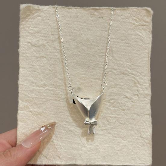 Choker Necklace Miniature Vase Pendant Necklace Minimalist Art Flower Arrangement Necklace Dried Flower Jewelry