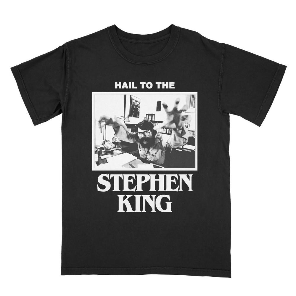 

Приветствуем футболку Stephen King V2, унисекс 4XL