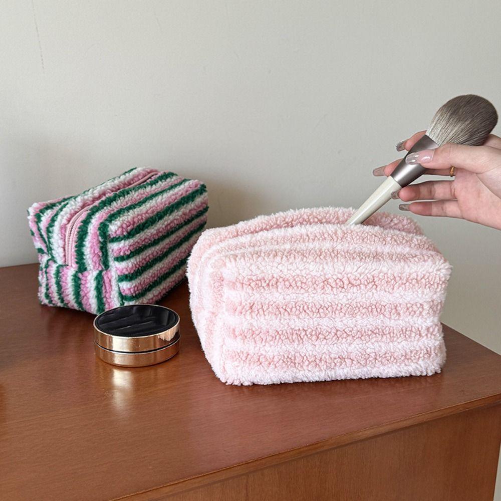 Storage Function Plush Makeup Bag Clutch Style Cute Clutch Pouch Travel Cosmetic Bag  Travel Use
