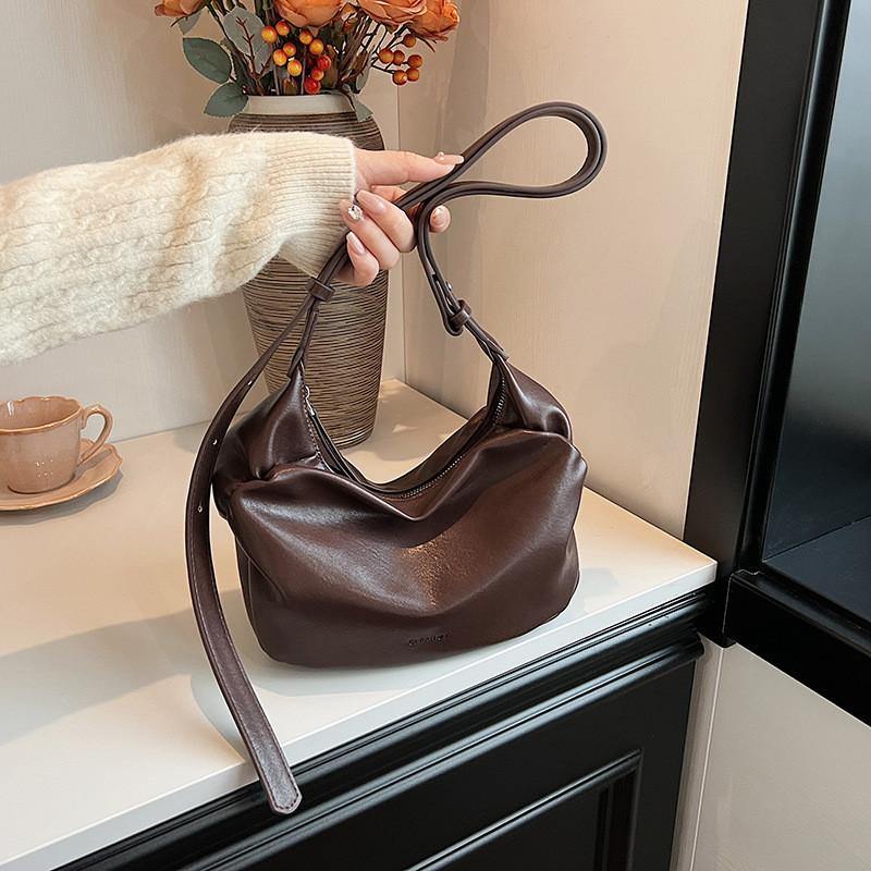 Ielgy Ladies Korean Version Large-Capacity Pleated Dumpling Bag High-End Casual Commuter Underarm Bag Can Be Cross-Body