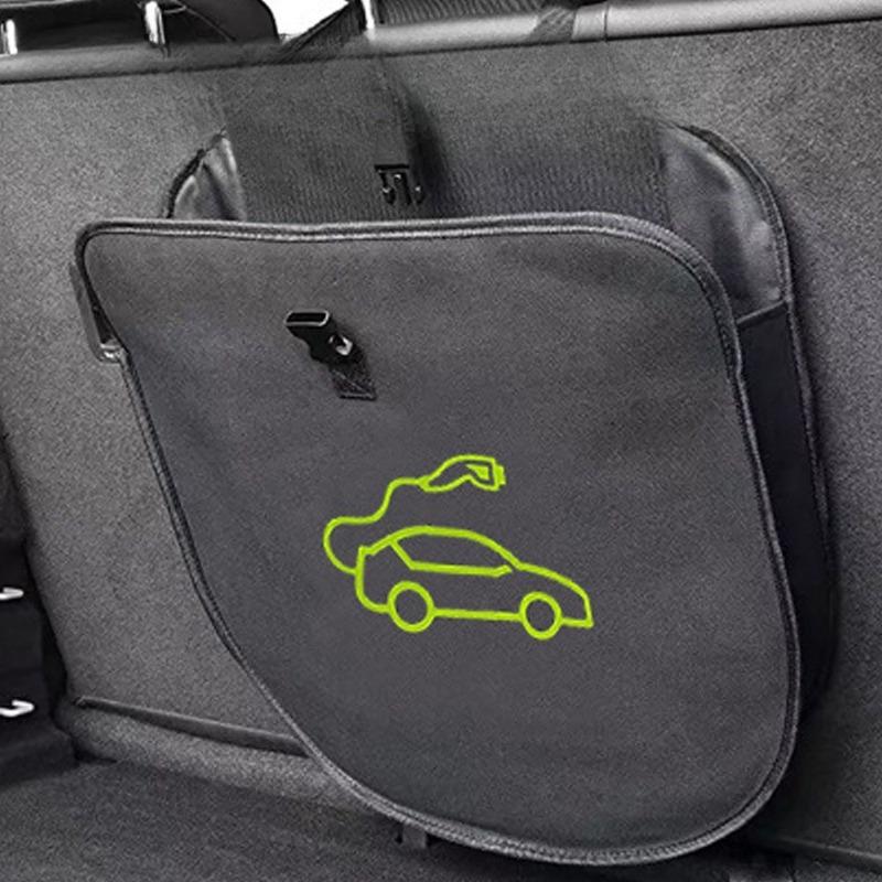 

Black Car Hanging Charger and Cable Organizer Bag - Compact Design, Easy Access & Trunk Organization, Secure Zipper Closure чорний