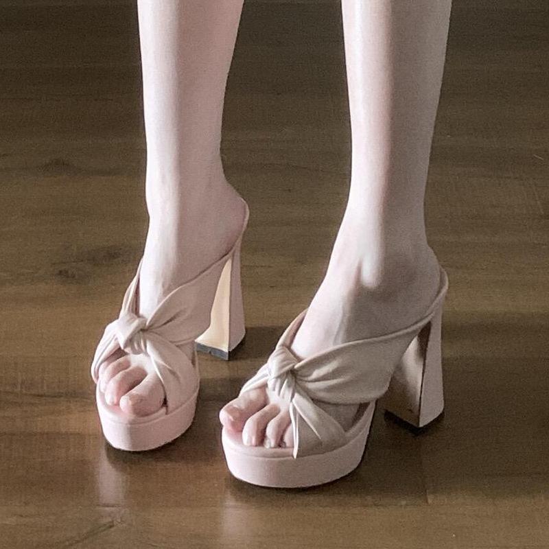 

Sexy French thick heel high heel sandals women s 2025 new summer wear with skirts are beautiful and not tired of sandals 39