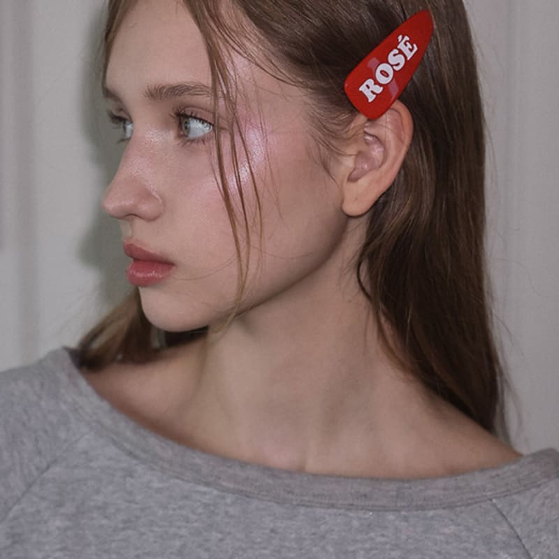 

Rosefrantz Clear Hair Pin [Rose Red] Rose Red_FREE