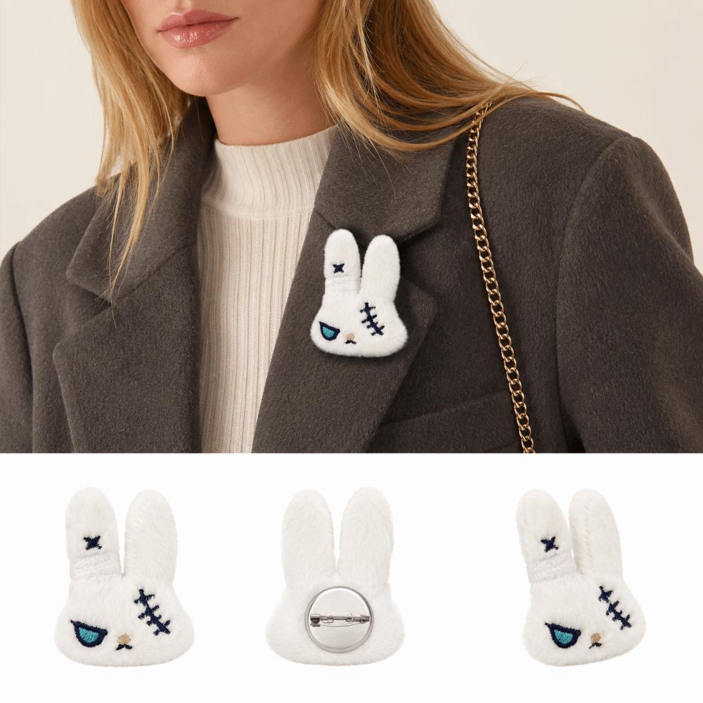 Cute Gothic Bunny Keychain Animal Wounded Rabbit Keyring Plush Rabbit Brooch  Daily Use