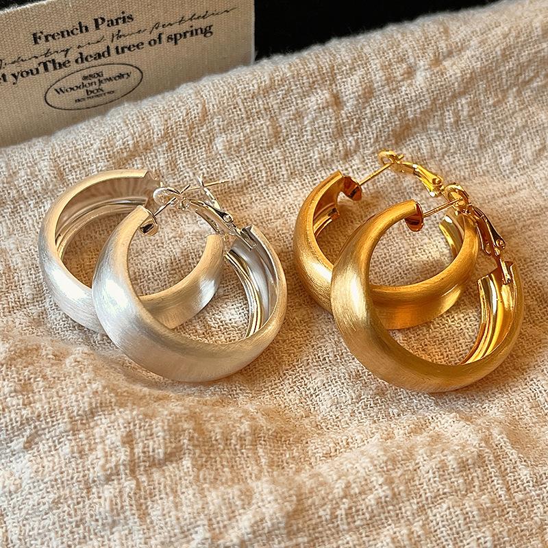 Korean Gold Color Matte Brushed Hoop Earring for Woman Vintage Metal Geometric Circle Round Earrings C-shape Jewelry Gift
