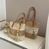 Sac Cabas en Paille pour Femme Grande Capacité Sac à Main en Rotin Tressé Sac de Plage d'Été Sac Bandoulière Couleur Contrastante Décor Pompon