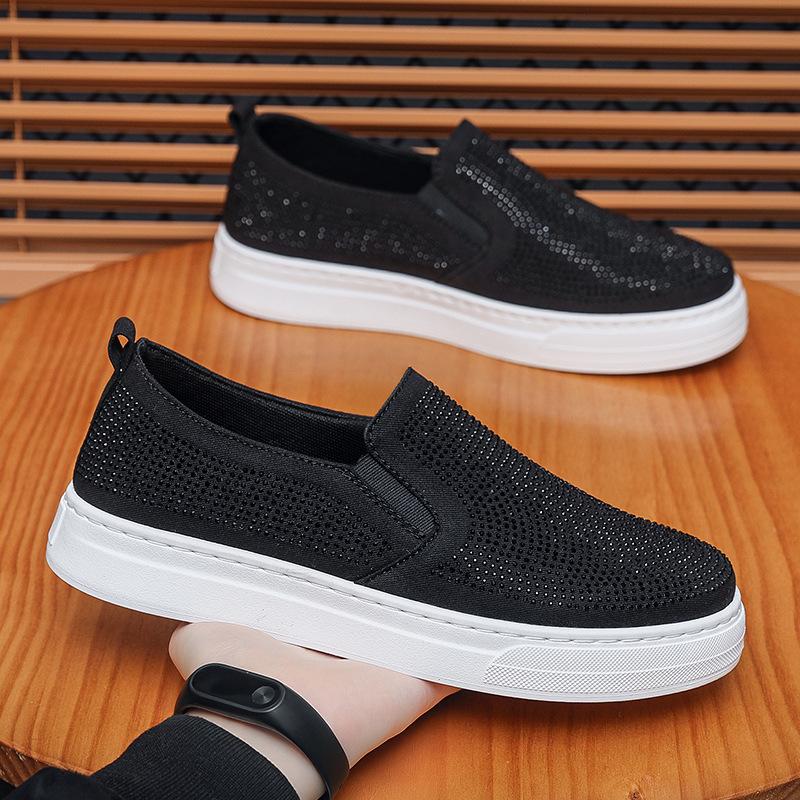 2025 autumn new breathable men's loafers Korean version fashion Doudou shoes men's shoes trendy casual shoes youth