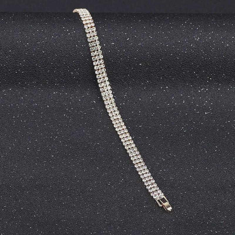 Nuovi braccialetti di cristallo sottili europei e americani con gioielli da donna con diamanti pieni, perfetti per tutte le occasioni. Trasmissione in diretta disponibile.