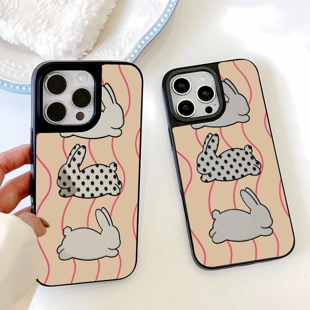 Hollow Rabbit Is Suitable for Apple 17ProMax Black Frame Mirror Mobile Phone Case 15 All-inclusive 13/12 Niche 14 Large Holes