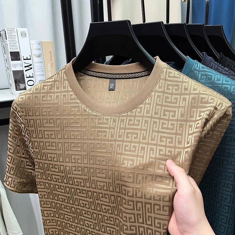 

Летняя мужская футболка из жаккарда Ice Silk с короткими рукавами и круглым вырезом. Повседневная и удобная универсальная футболка на все времена года. XXXL жёлтый