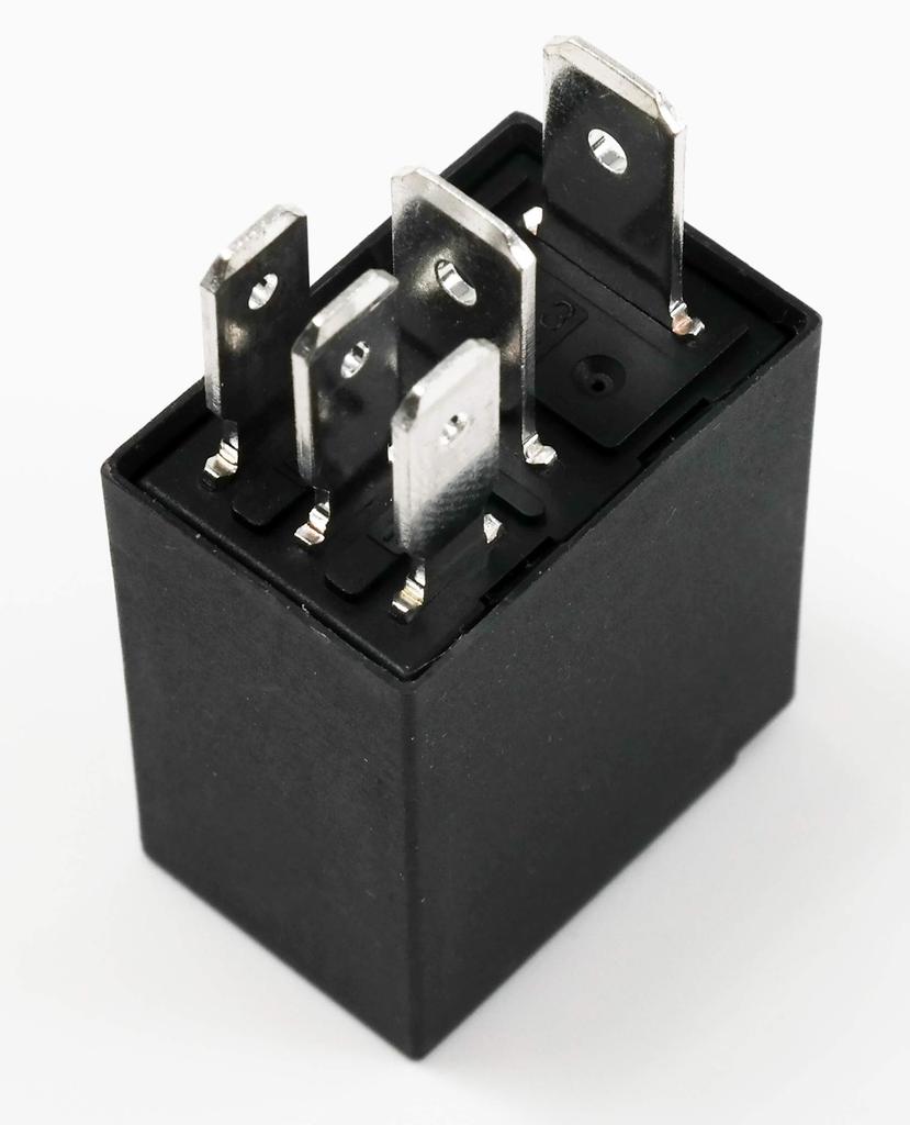 American Zettler Fuel Pump Relay Replacement for 4671168E 72472M 3 Pack