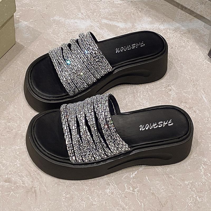 One-word Cool Slippers Women's Outer Slippers Summer 2025 New Muffin Platform Women's Shoes Rhinestone Heightening Sandals