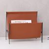 Portariviste in Metallo Design Inclinato Base a Quattro Gambe in Pelle
