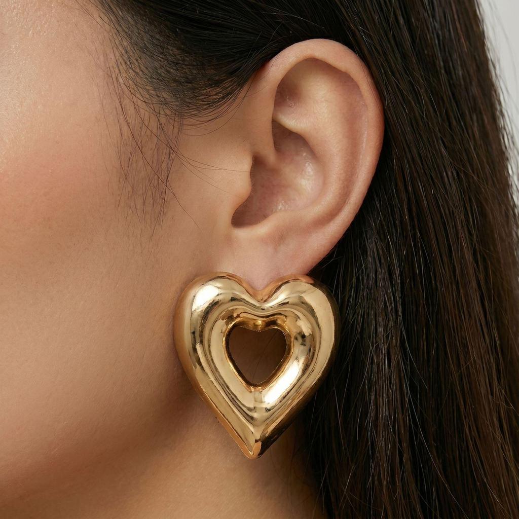 European & American Stylish Irregular Flower Stud Earrings for Women's Elegant Personality