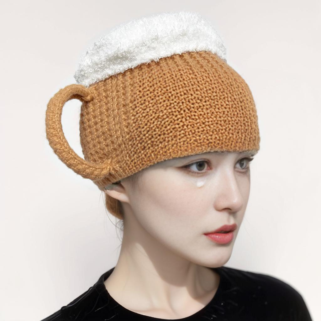 New Europe and The United States Hot Fun 3D Beer Glass Hat Winter Warm Men and Women Universal Knitted Wool Hat