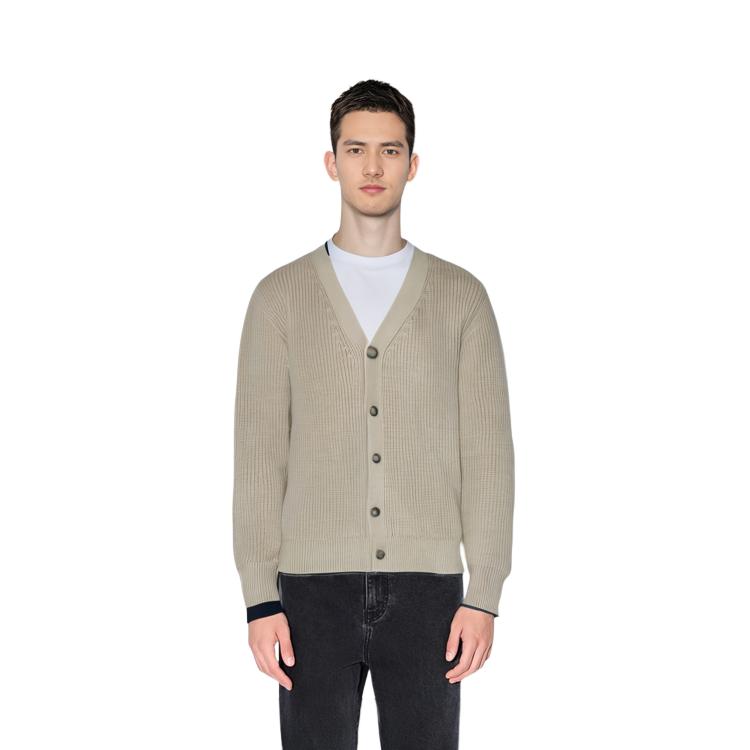 UNIQLO Solid Color Single-Breasted V-Neck Loose Long Sleeve Knit Sweater Men sweater Dark-Beige 466718-32