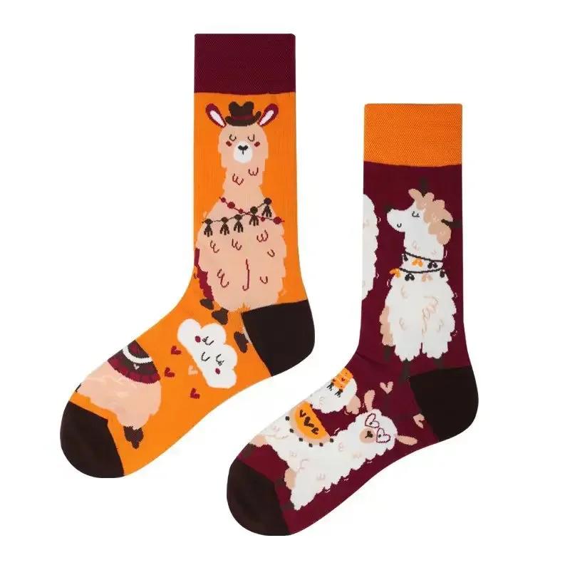 Ny Mode AB Asymmetriska Mandarinanka Herr- och Damsockor Tecknad Mode Roliga Söta Djur Mellanhöga Bomullssockor