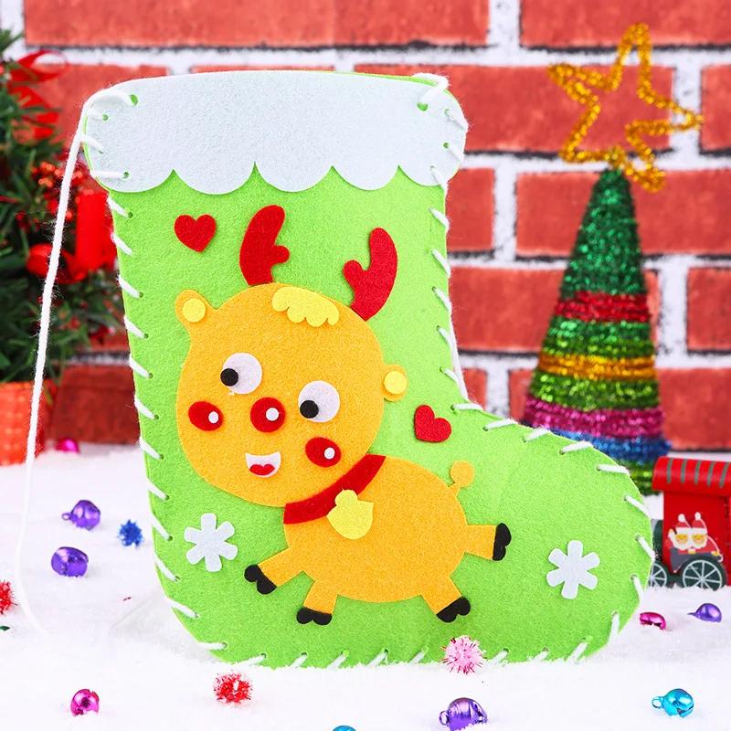 Children DIY Christmas Material Bag Playthings Kindergarten Creative Educational Handmade Cartoon Xmas Sock Cap Craft Kit Plaything for Kids