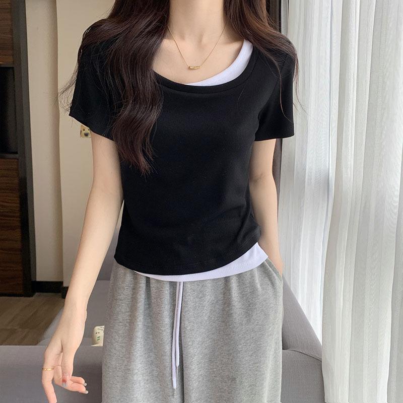 

Утягивающая футболка с дизайном на ключице и правом плече, поддельная футболка из двух частей, женская, с короткими рукавами, лето 2024, супер горячий стиль, шикарный топ для горячей девушки XL