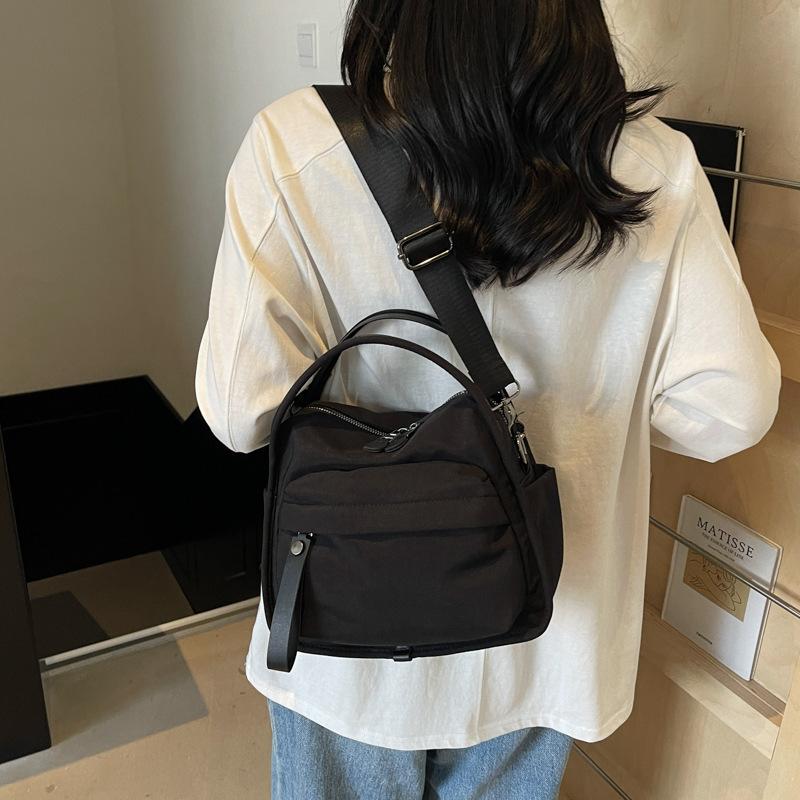 College Students In Class Simple Casual Shoulder Canvas Bag Women's 2025 Summer New High-end Messenger Small Square Bag