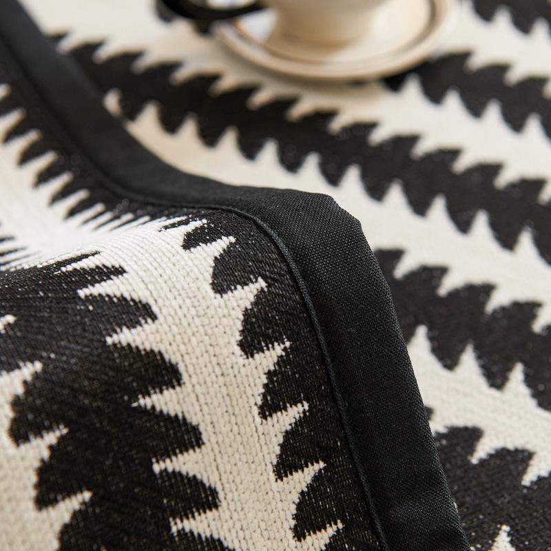 Жаккардовая подушка для дивана из синели для пожилых людей — фото 5