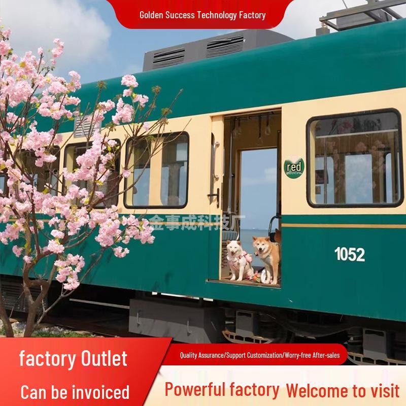 Большая модель трамвая Камакура типа B/C, уличная художественная инсталляция Customizable