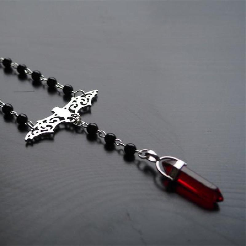 Hexagonal Pillar Bat Hollow Zinc Alloy Pendant Black Beaded Choker Gothic Elegant Jewelry Necklace Party Neck Accessories for Women