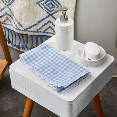 Check Out the Shower Towels That Are Great for Exfoliating: BLUE_Shavas_BG0822015