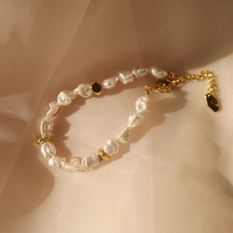 FANTASTIC PLANET ugly pearl bracelet